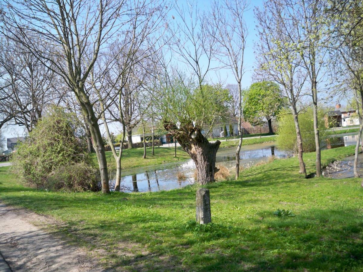 Haeuschen Im Gruenen Villa Jornstorf Kültér fotó